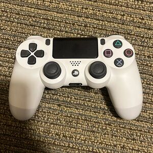 Sony PS4 duel-shock glacier white controller